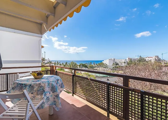 Home2Book Stunning Apartment Rocas Rojas